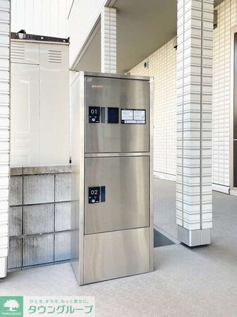 パーシモンIIIの物件内観写真